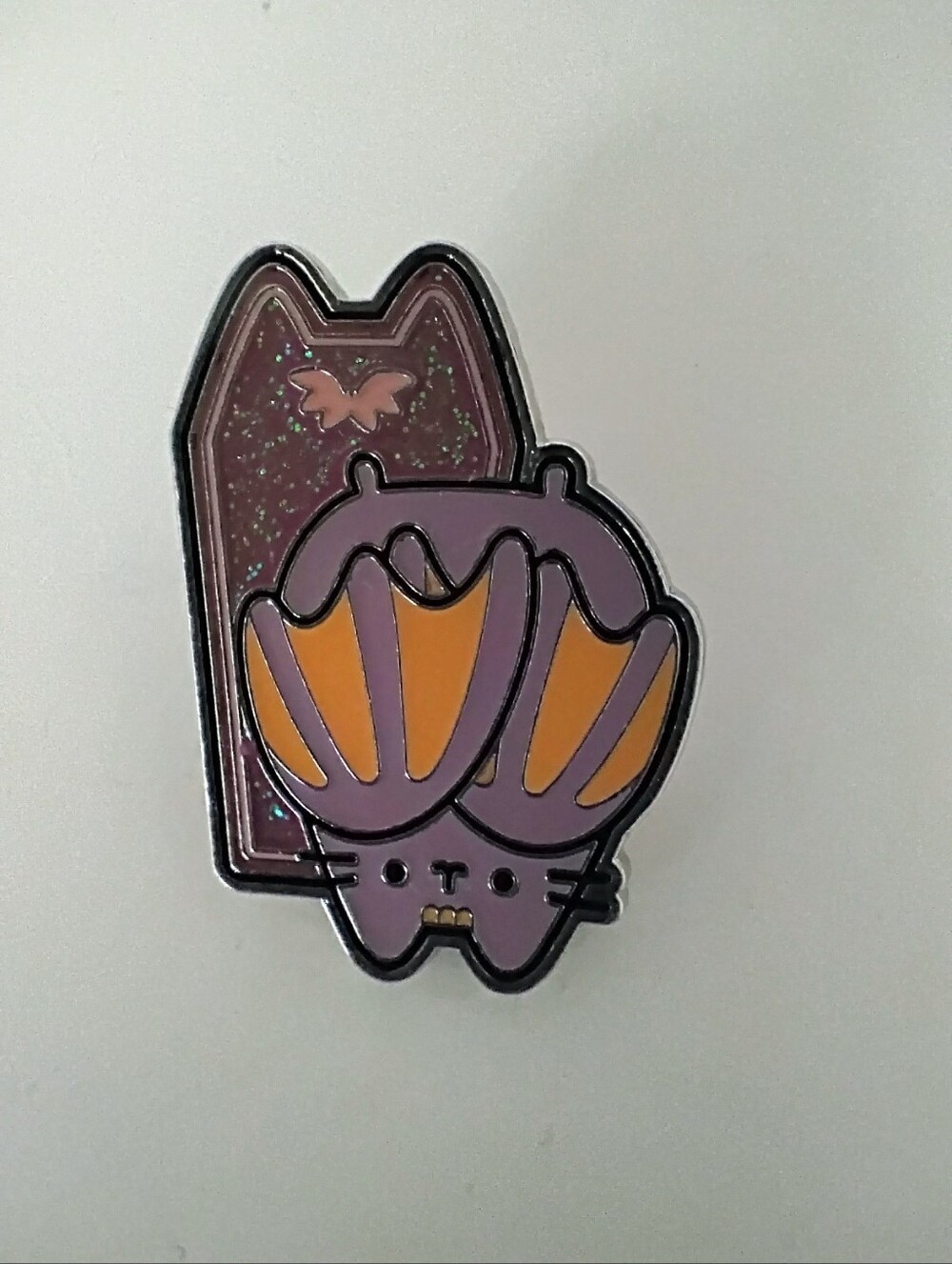 Pusheen Dracula Vampire Enamel Pin Halloween Bat